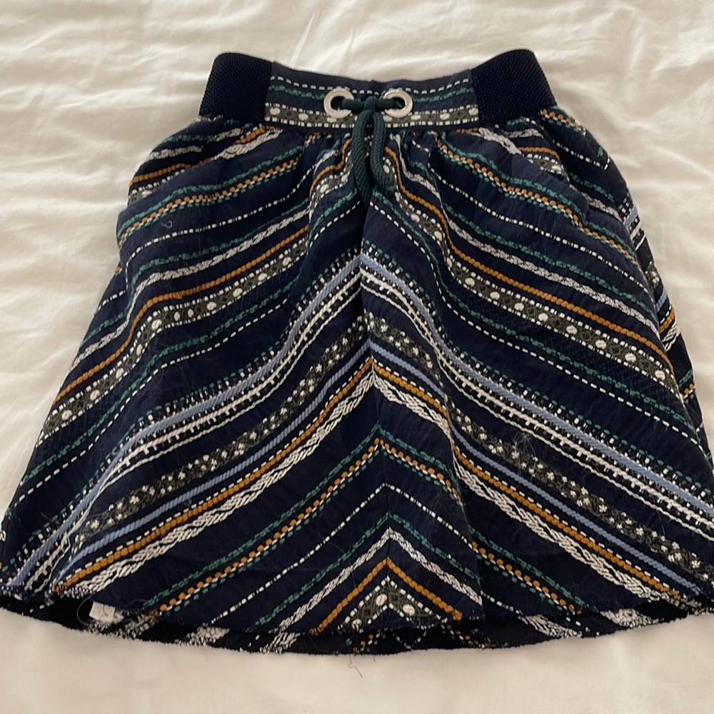 girls patterned skirt with rope & metal closure